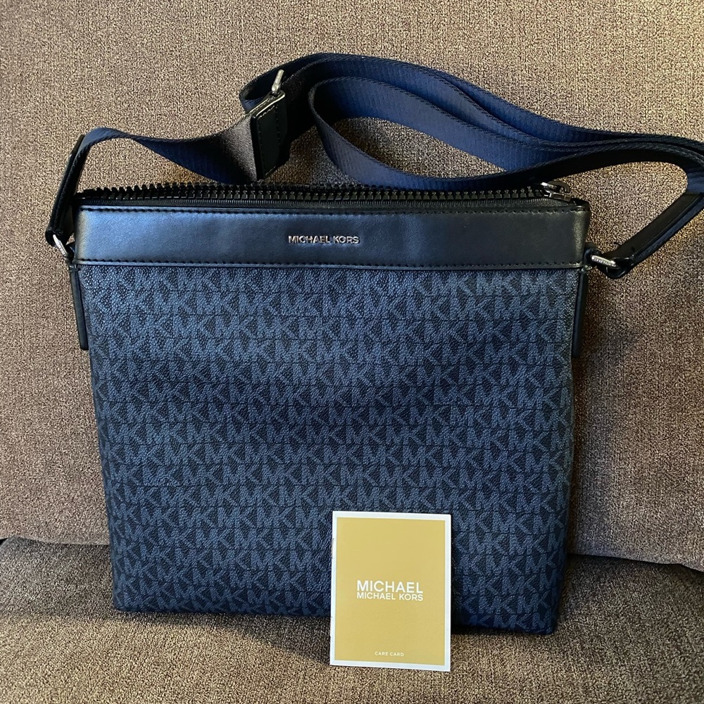 Michael Kors Crossbody